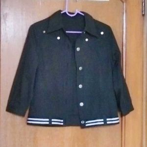 Black stylish short jacket for girls/ women