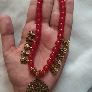 Beautiful Golden And Red Peacock Necklace Set