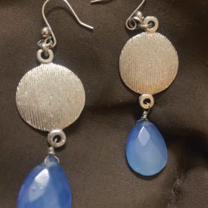 Good Quality Light Weight Sliver Earrings With Blue Drop