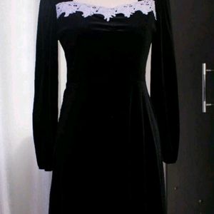 AESTHETIC VELVET DRESS (MADE IN KOREA)