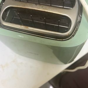 New compact toaster Philips toaste
