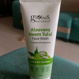 Globus Naturals Aloevera Neem Tulsi Face Wash