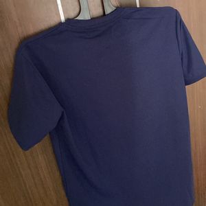 Like new Tshirt For Mens M size