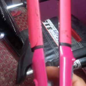 Nova hair straightener