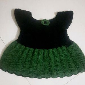 Woolen Frock And Haire Band For 0_3 Month Baby