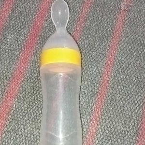 Baby Squeeze Silicon Feeding Bottle