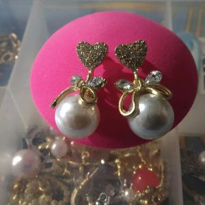 Korean Pearl Earring