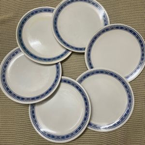 6 Melamine Plates