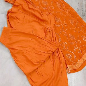 Kurta Set With Printed Dupatta