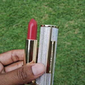 Myglamm Manish Malhotra Luxe Lipstick- True Pout