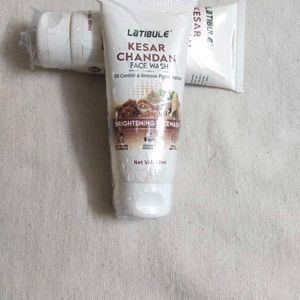 Kesar Chandan Face Wash