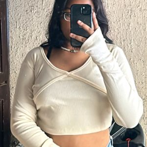 Crossover Crop Top