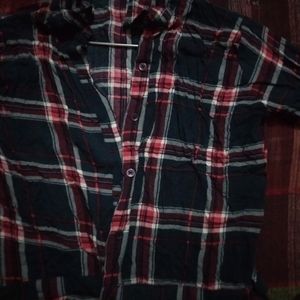 Shirt With Side Knot