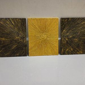 Beautiful Canvas Black & Gold Pop Work