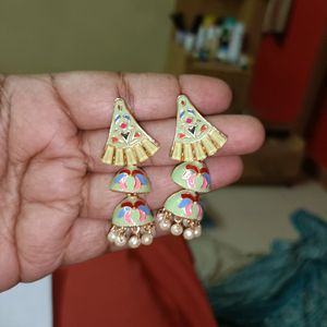 Meenakari Jhumka