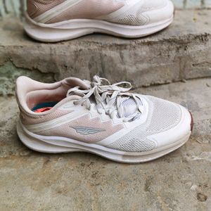 Redtape Women White Sports Shoes