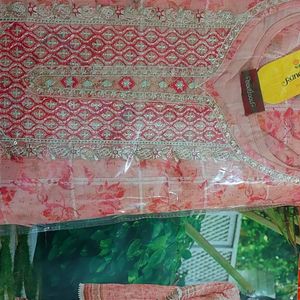 Unstitched Full Suit Set With Dupatta