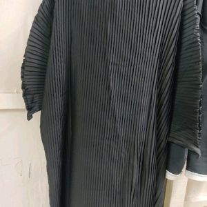 Used Pleats Abaya