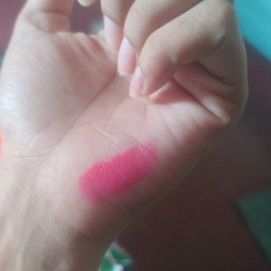 Lakme 9 To 5 Pink Lipstick