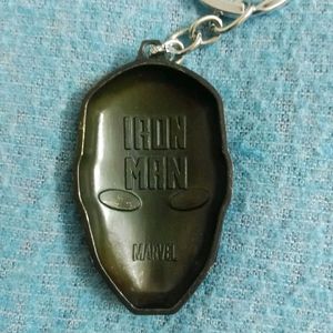 Marvel Iron Man Helmet Metal Keychain