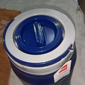 Insulated Water Carrier