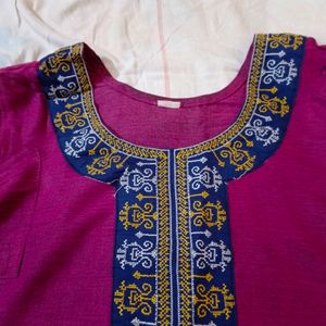 SLEEVLESS KURTA FOR WOMEN'S