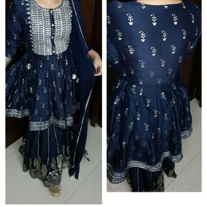 Festive Women Blue Thread Embroidery Printed Suit