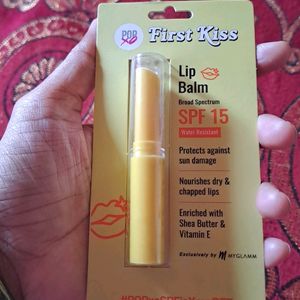 3 Myglamm Sheetmasks.  1 Lip Balm