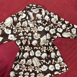 Sale- Brown Floral Top M