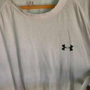 Under Armour T Shirt