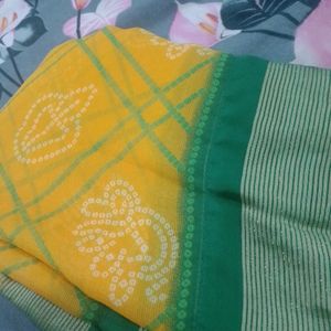 Yallow And Green Bandhni Saree