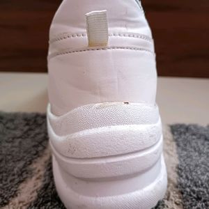 Roadster Women White Sneakers