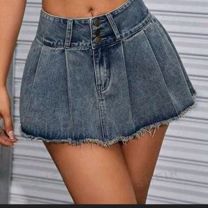 Cute Pleated Denim Skirt