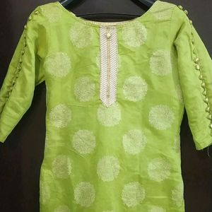 Kurti With Tuckins - Green