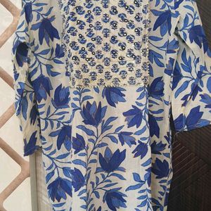 Kurti With Dupatta