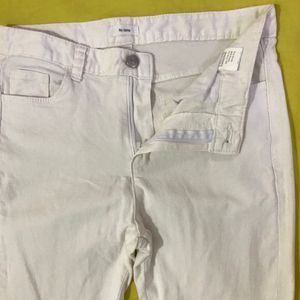 Soft&stretchy White Jeans Waist 28-30