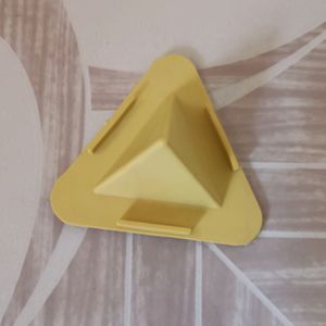 Mobile Holder - Triangular Shape