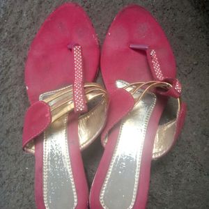 Red Chappal