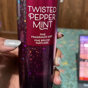 Bath & Body Works - Twisted Peppermint Fragrance