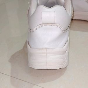 Rapidbox White Sneaker For Men  70% Off