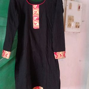 Black Kurti