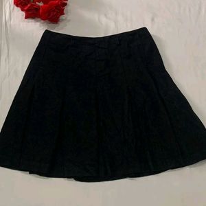 Korean Y2K Skater Skirt 🤷‍♀🥀🐜