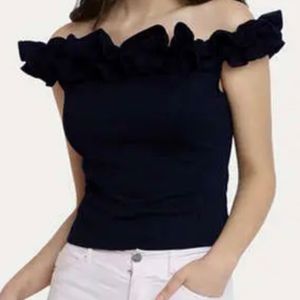 OFF SHOULDER TOP