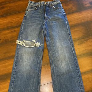 Zara Ripped Flared Jeans, Size Xs