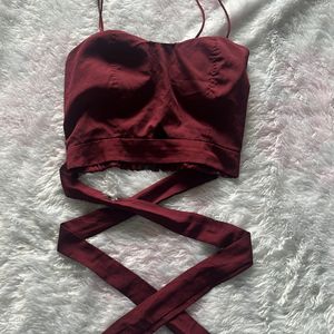 stunning wine criss crop top