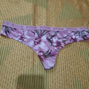 💗💗Biuteful Velvat Victoria Secret Panty💗💗