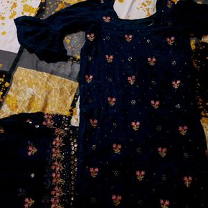 Salwar Suit With Dupatta