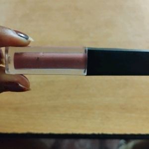 Nudish Pink Colour Matte Lipstick For Everyday Use