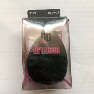 Black  Beauty Blender Sponge And Concealer