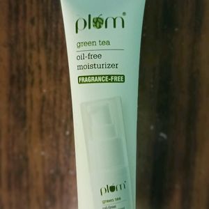 plum goodness 🎀oil-free moisturizer 🧴